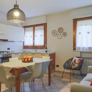 Grazioso Nel Centro Della Toscana Appartamento